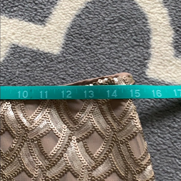 Forever 21 Exclusive sequin mini skirt - Picture 3 of 7